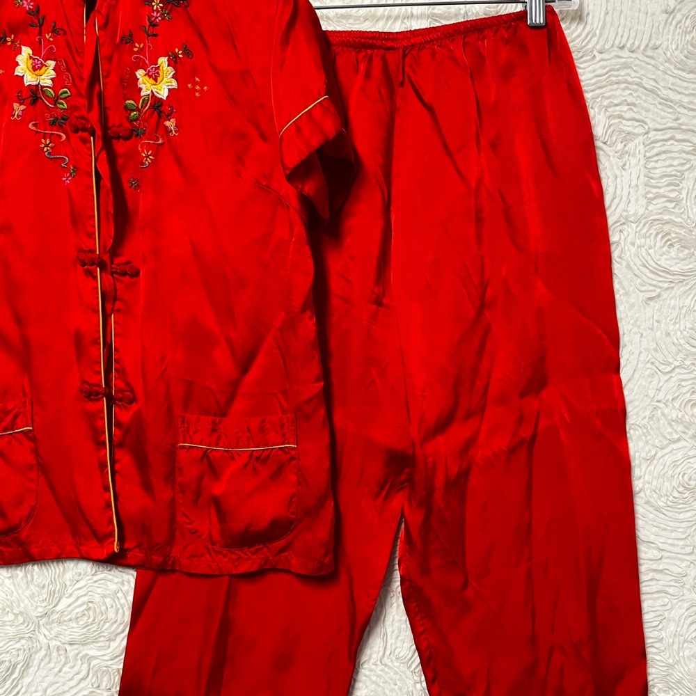 Vintage Red Satin Embroidered Chinese Mandarin Pajama Set Pjs XS - Picture 3 of 7